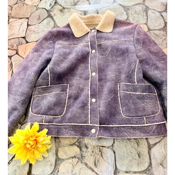 Sold - Picture 4 of 10